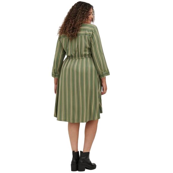 Torrid Plus Mini Challis Stripe Green High-Low Shirt Dress Size 22 - Picture 3 of 9